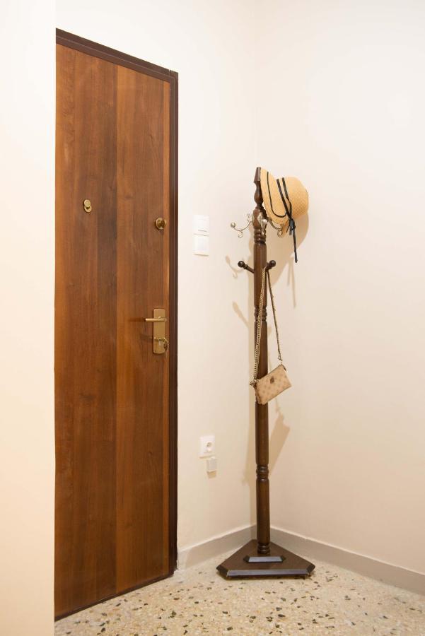 Filopappou Decent Apartment Athens Ngoại thất bức ảnh
