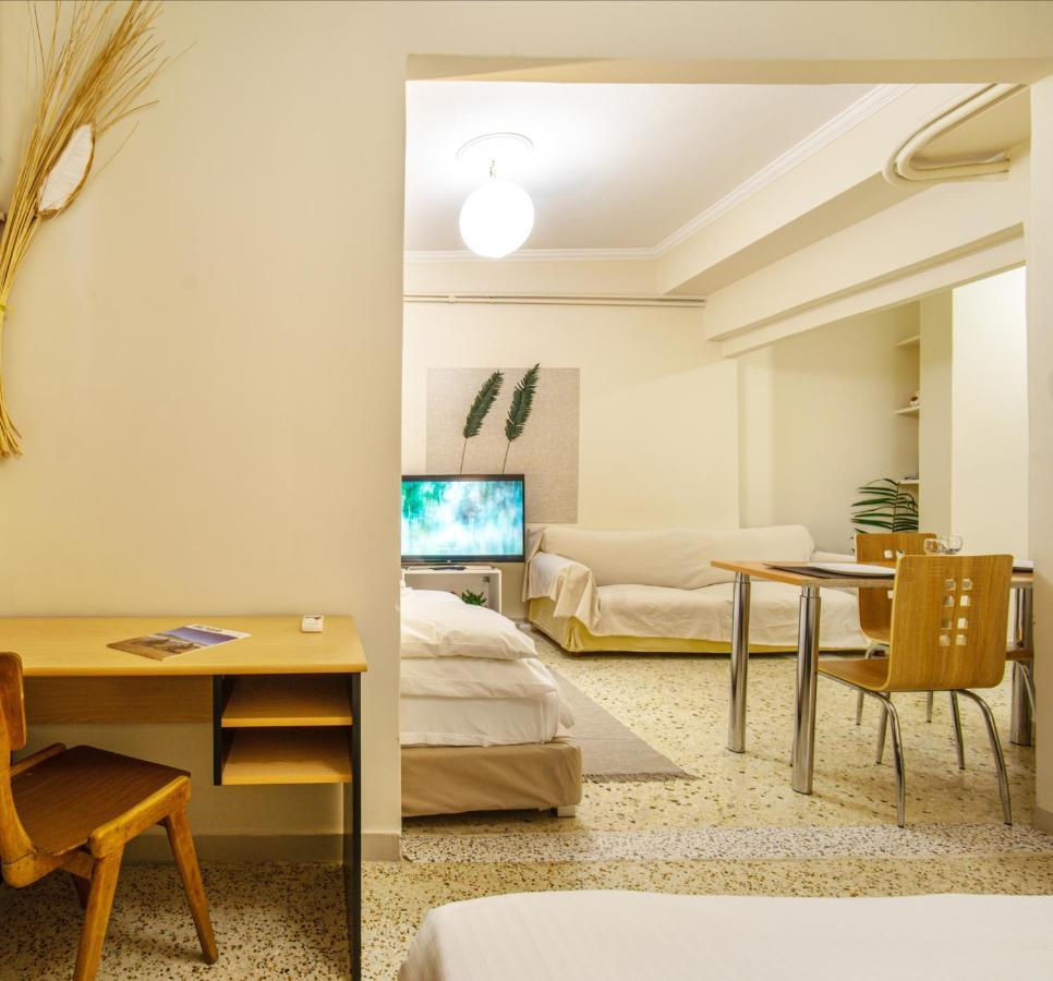 Filopappou Decent Apartment Athens Ngoại thất bức ảnh