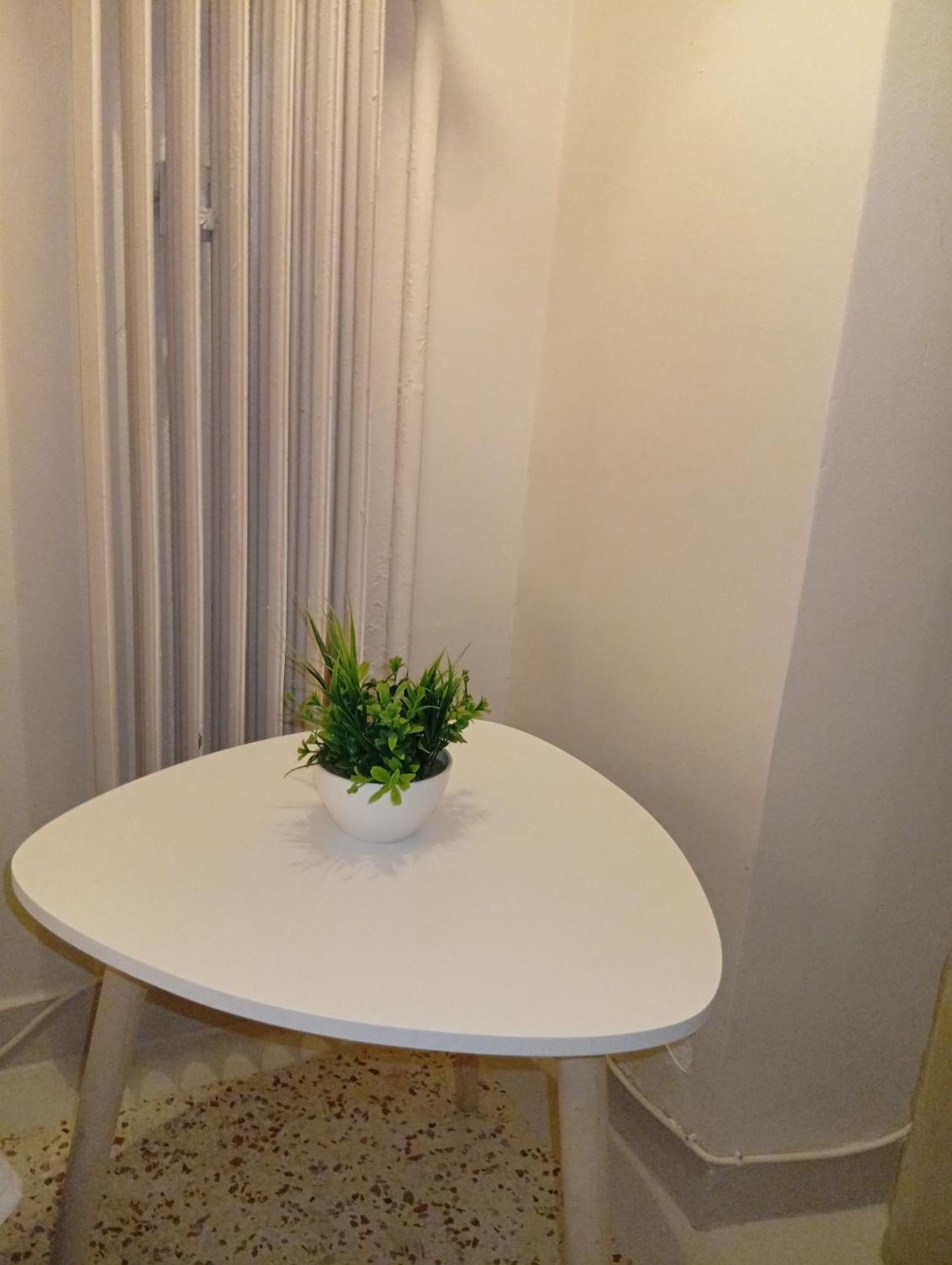 Filopappou Decent Apartment Athens Ngoại thất bức ảnh