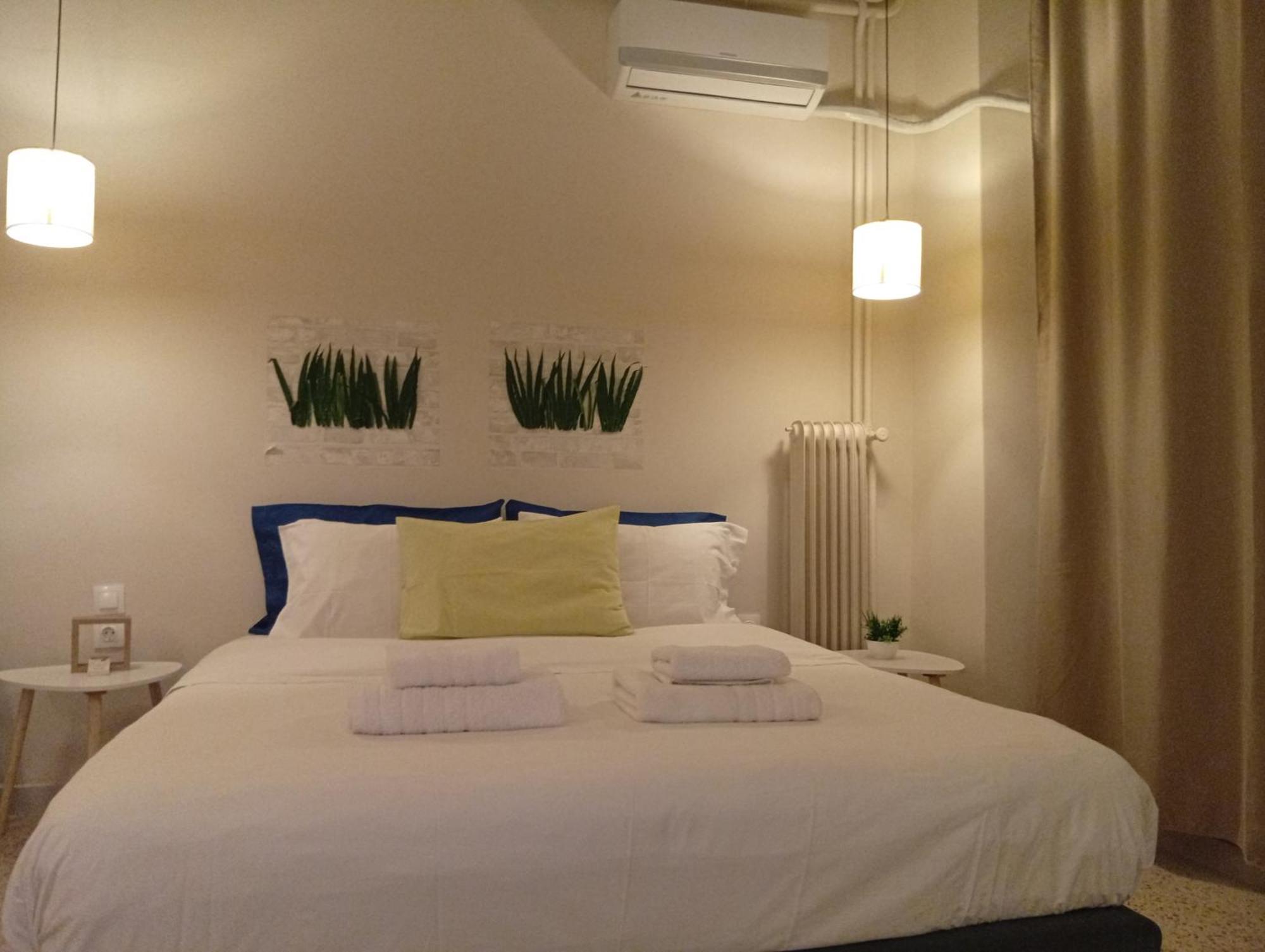 Filopappou Decent Apartment Athens Ngoại thất bức ảnh