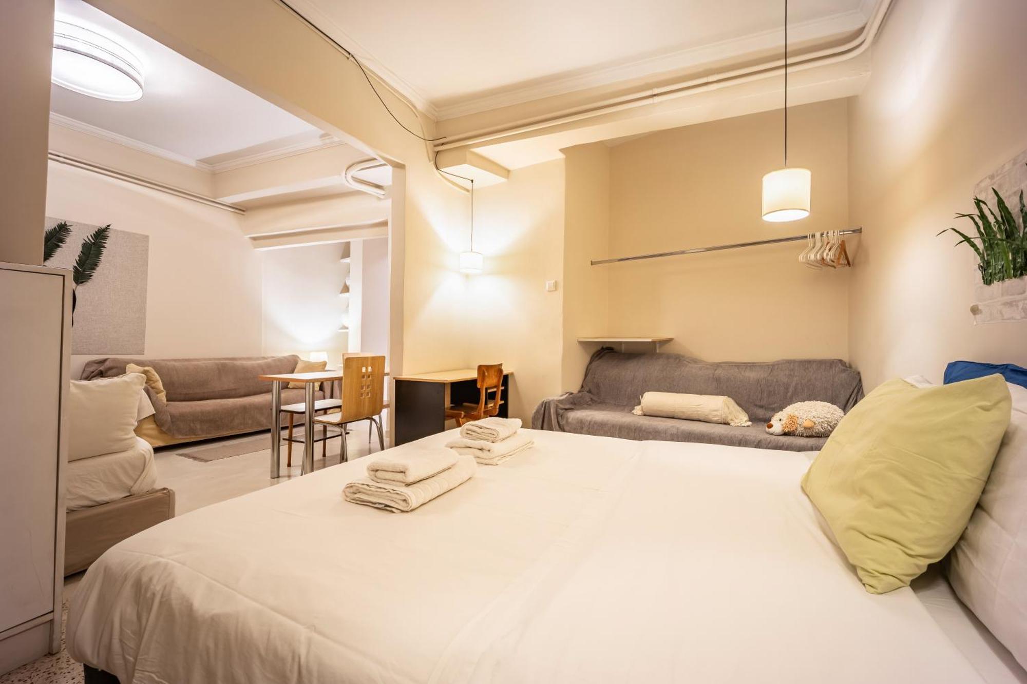Filopappou Decent Apartment Athens Ngoại thất bức ảnh