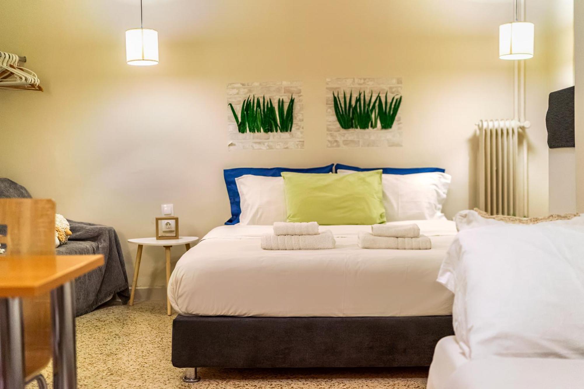 Filopappou Decent Apartment Athens Ngoại thất bức ảnh